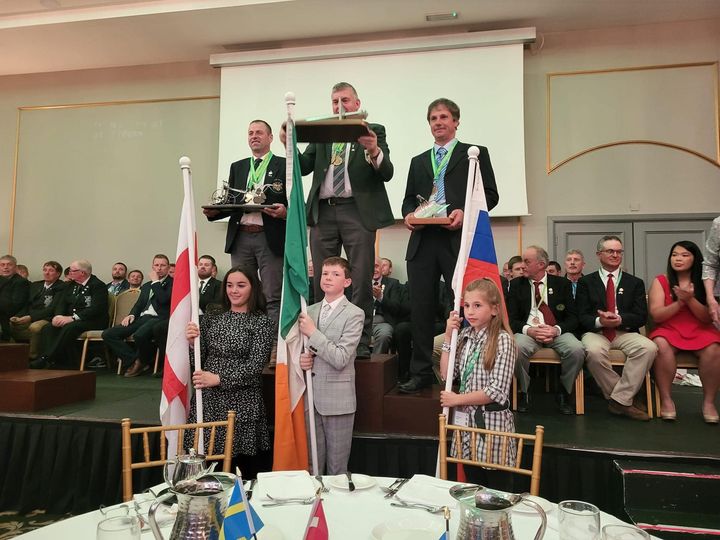 Najboljši v konkurenci obračalnih plugov (od leve): David Wright (Severna Irska), John Whelan (Republika Irska) in Igor Pate.<br><br> 